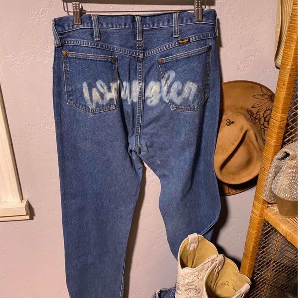 Wrangler on my Booty
